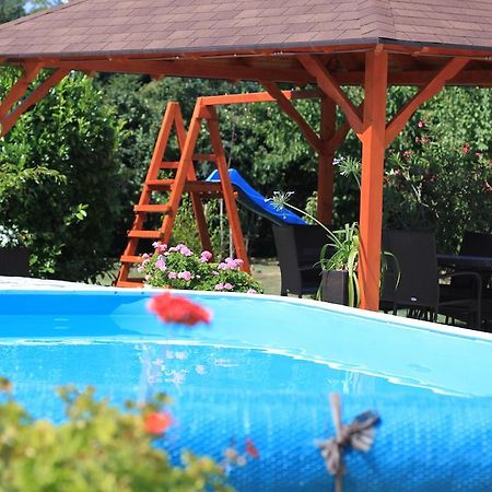 Marietta Apartman Heviz Ngoại thất bức ảnh