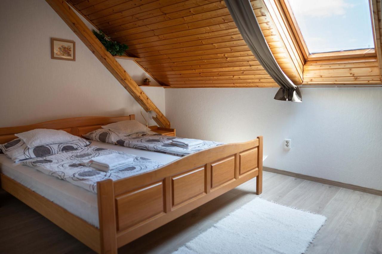 Marietta Apartman Heviz Ngoại thất bức ảnh